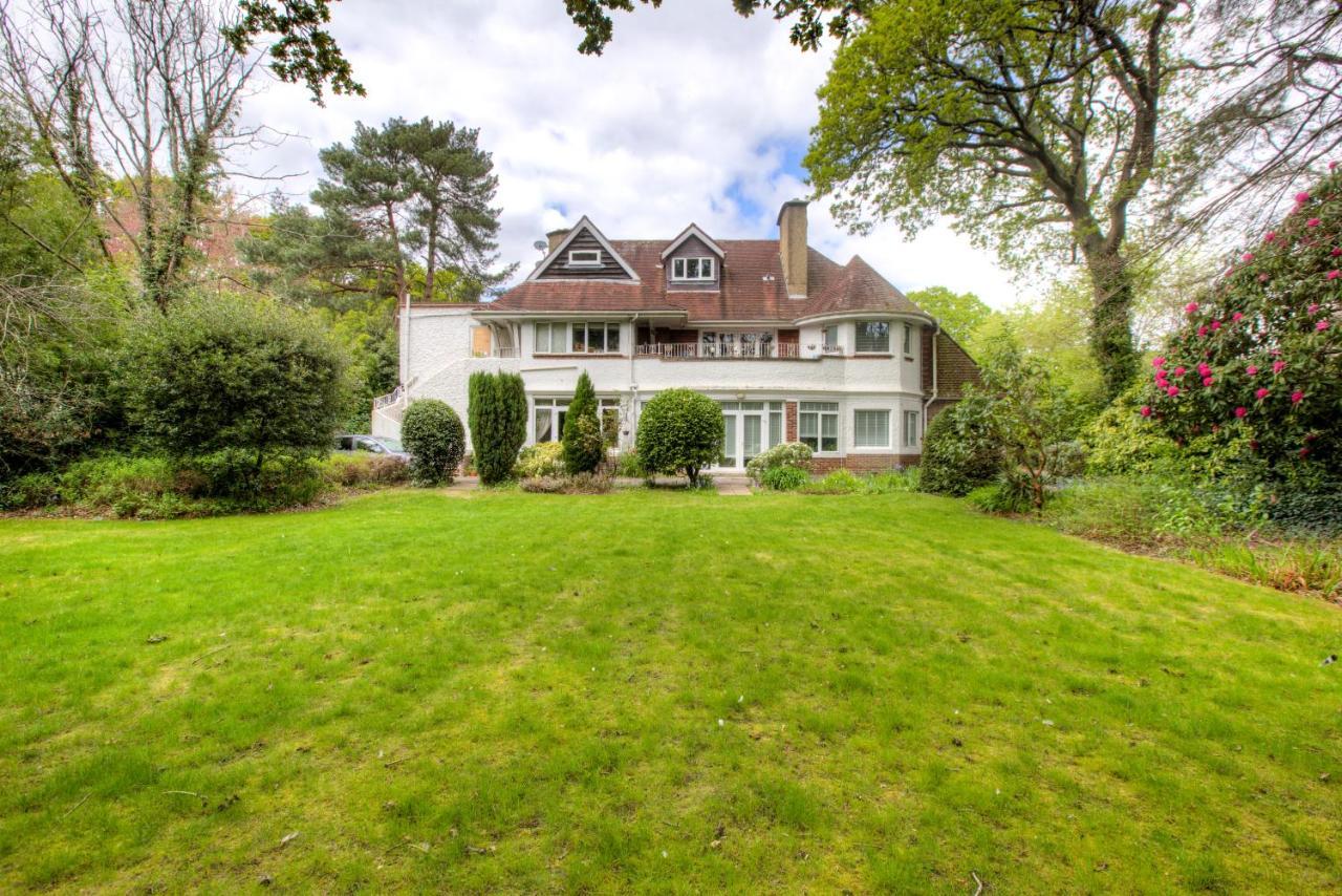Luxury 3 Bedroom Apartment Close To Beach, Bournemouth & Meyrick Park מראה חיצוני תמונה