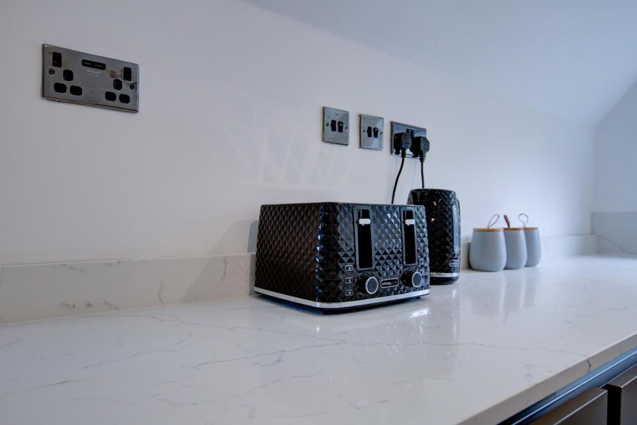 Luxury 3 Bedroom Apartment Close To Beach, Bournemouth & Meyrick Park מראה חיצוני תמונה