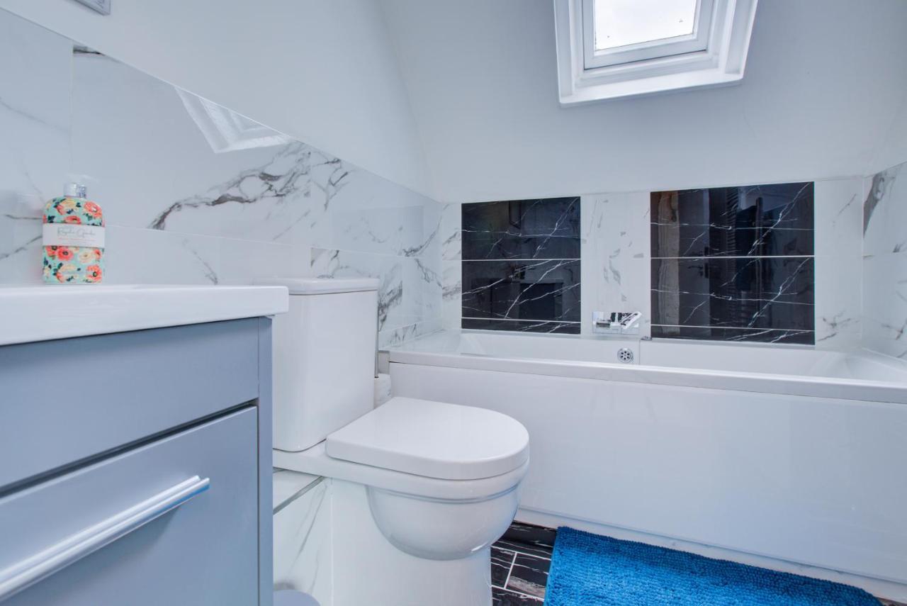 Luxury 3 Bedroom Apartment Close To Beach, Bournemouth & Meyrick Park מראה חיצוני תמונה